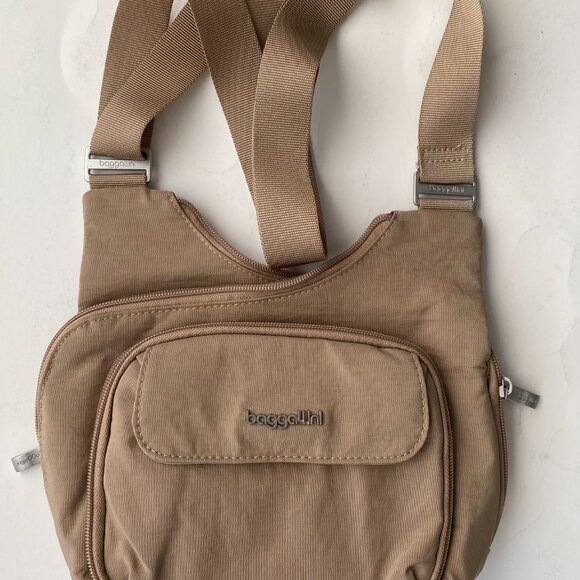 Baggallini Crossbody Purse – Taupe with Magenta Lining, New Never Used - Picture 1 of 3